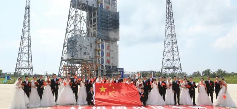 国庆日航天人举行集体婚礼,婚礼是如何举行的?