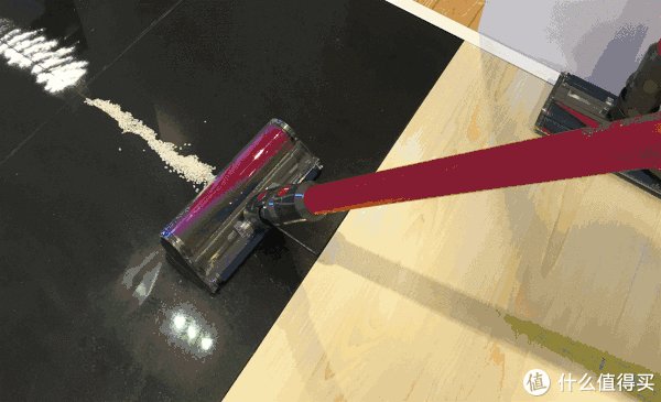 Dyson戴森V7 Fluffy个人使用评测