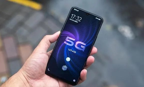 国民手机你比较认可谁？Iqoo pro还是红米K30？