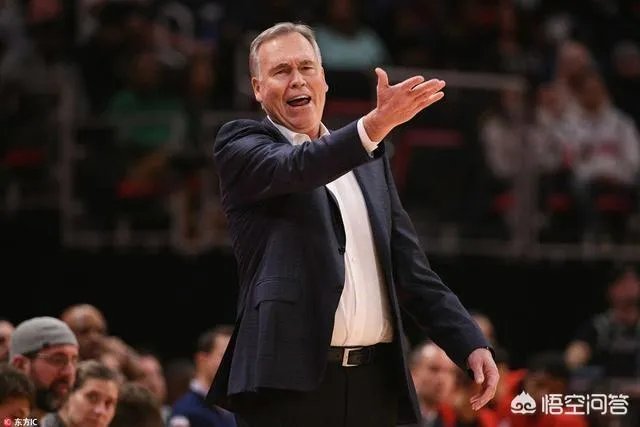 火箭队客场加时116:111不敌活塞,哈登关键时刻两次失误,怎么评价他的表现?