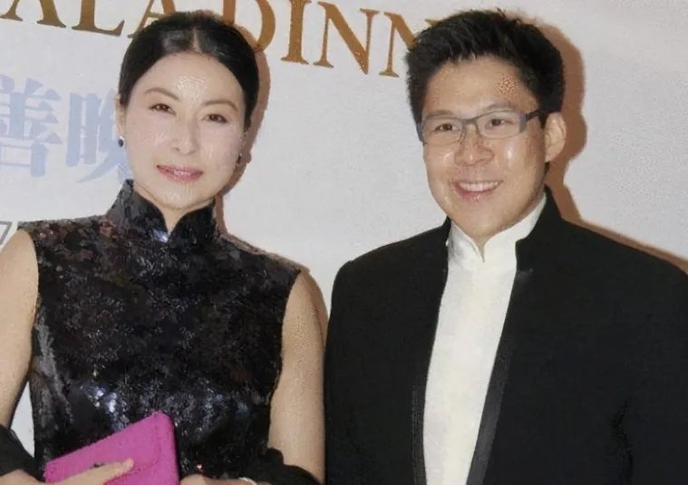 霍启刚跟郭晶晶明明很有钱，为何生活过得很朴素？