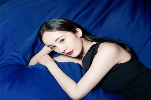 杨幂还和范思哲合作吗