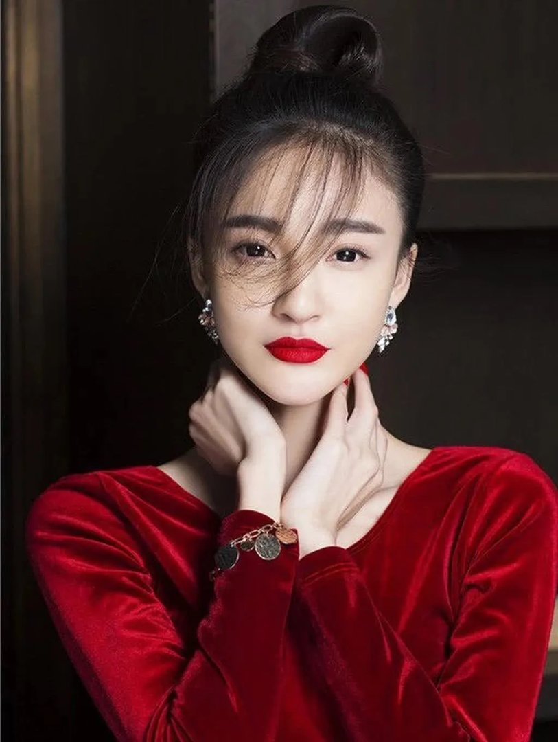 刘雨欣回应张檬道歉事件：“勿扰！”，你怎么看待张檬道歉这件事？