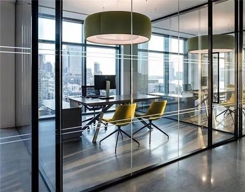 办公室隔断用哪种玻璃