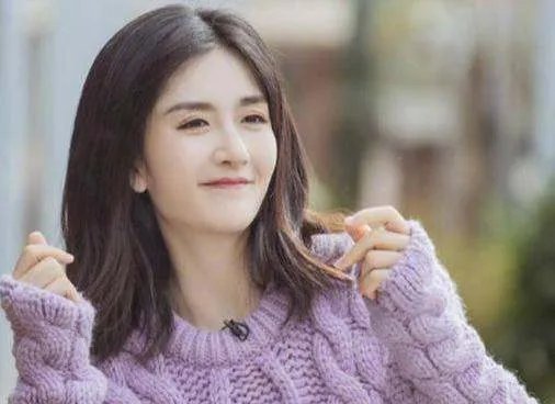 谢娜发文宣布怀二胎，赵丽颖又该买锁了吗