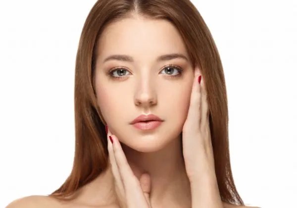 BB霜和隔离霜有哪些不同 BB霜和隔离霜的区别有哪些