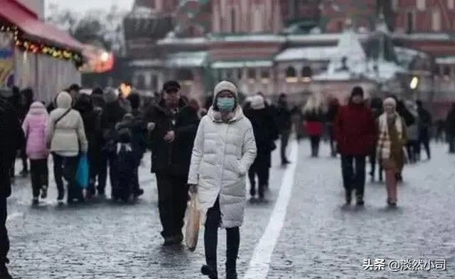 美国新增确诊减少了