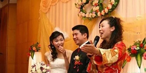 婚礼新娘讲话怎么说得体　新娘致辞包括哪些内容