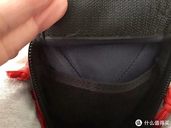 从麦格霍斯黑标系列附包谈起