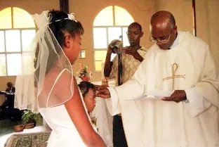 结婚才知道原来是兄妹