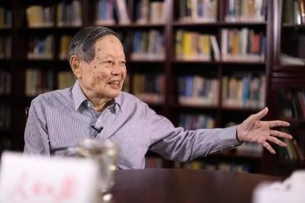 翁帆和杜致礼像吗