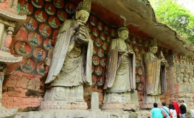 重庆出发3天自驾游攻略求推荐？