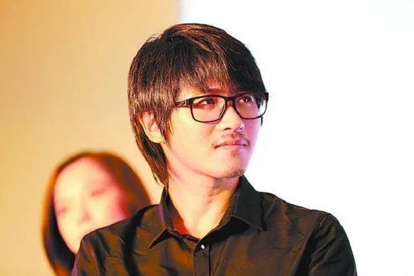 韩寒和郭敬明两人有何渊源？为何一直有人拿他们俩作比较？