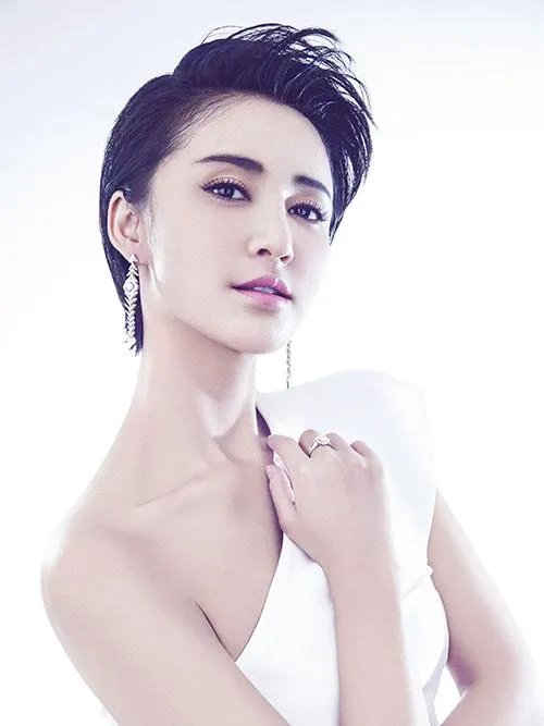 李晨曾经交过几个女友？