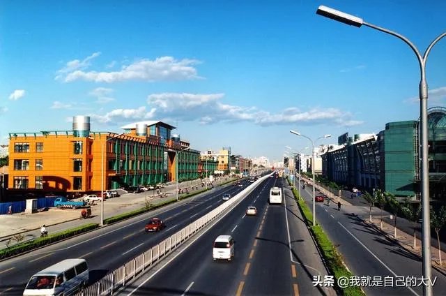 80后敢不敢晒一下自己的工资收入？晒图，求真实？