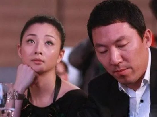 殷桃的现任丈夫是谁？ 宾利相伴富豪男友首现身