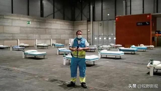 英国老人被迫同意放弃疫情急救：感觉自己被判了死刑。对此您怎么看？