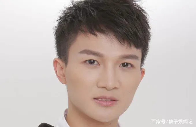 周深为保护嗓子，不吃土豆丝、米饭剪掉两头尖，和郭德纲有啥关系？