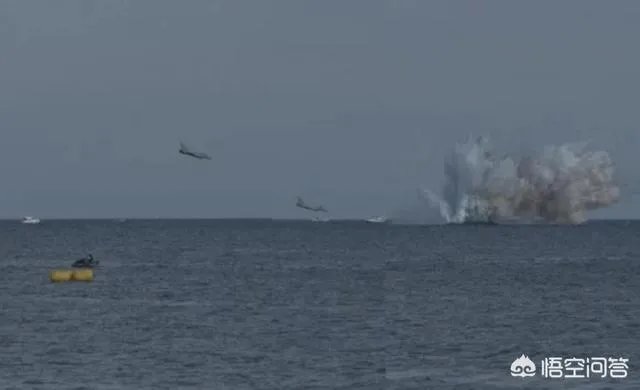 如果飞机坠海，飞行员没有逃脱会怎样