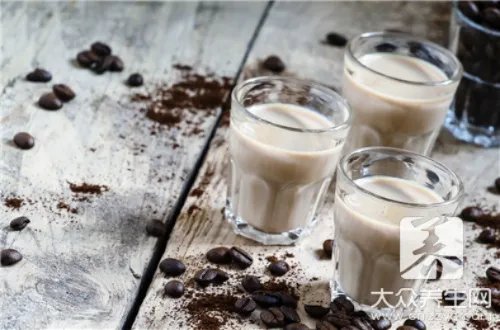 老北京豆汁到底是什么？它跟豆浆有很大区别！