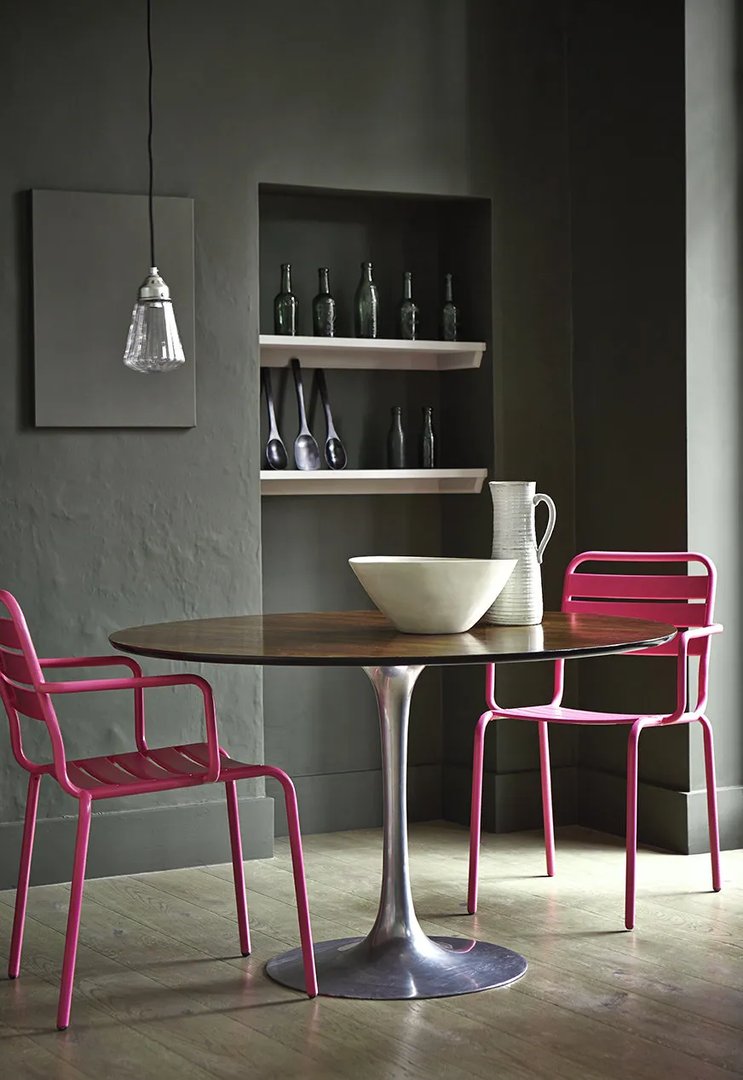 跟着电影学配色！《了不起的麦瑟尔女士》教你如何把红色运用到极致！