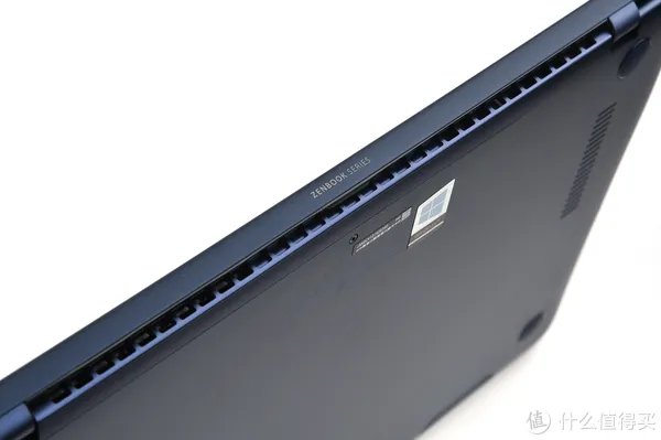 8102年，终于有全面屏笔记本了——华硕灵耀U 2代评测