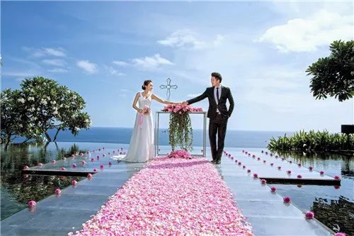 江阴婚纱摄影排名   江阴拍婚纱照价格一般多少