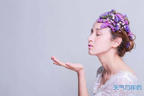 网名女生霸气冷酷好听独一无二的霸气女生昵称