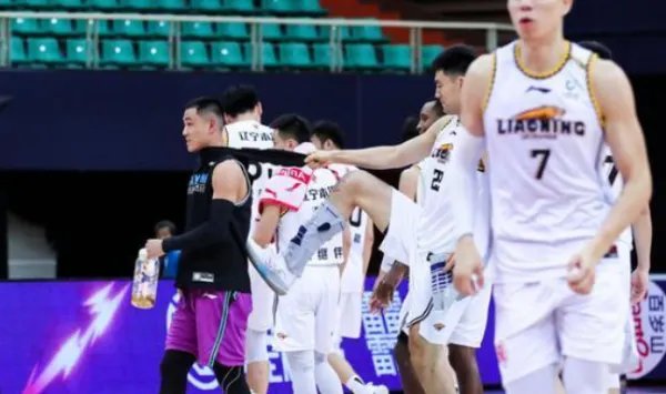 辽宁男篮直播