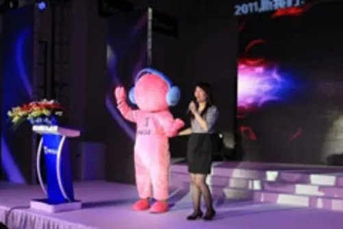 集多功能于一身！乐果Q7便携音箱评测