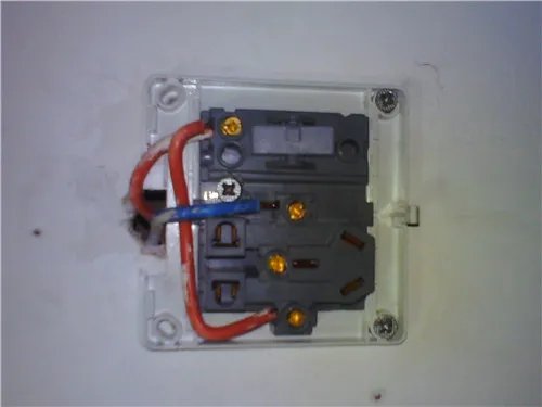 怎么接开关插座