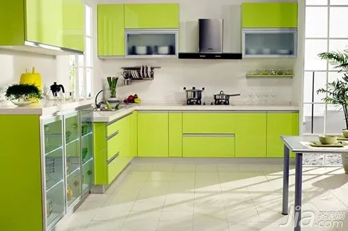 橱柜门板颜色解析 橱柜门板颜色选择注意事项