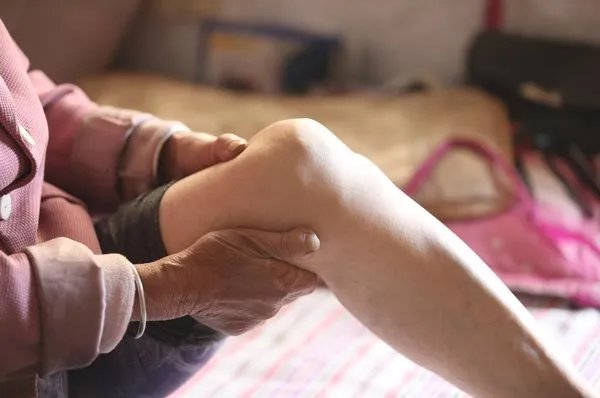 风湿骨痛灵抑菌喷剂多少钱一瓶