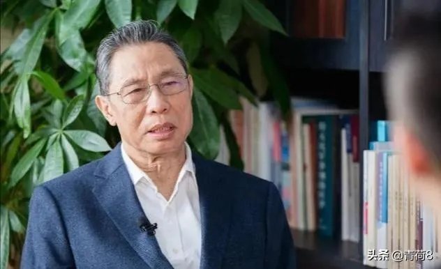 深圳最近几处发现新冠病毒，现阶段好多人都不带口罩，你怎么看？