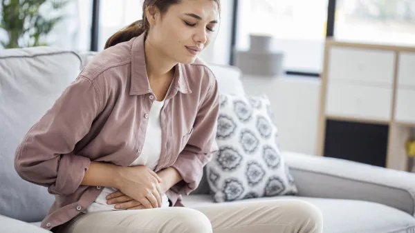 胆囊炎的症状及治疗