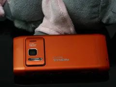1200万像素的光影 诺基亚N8火热销售1100元