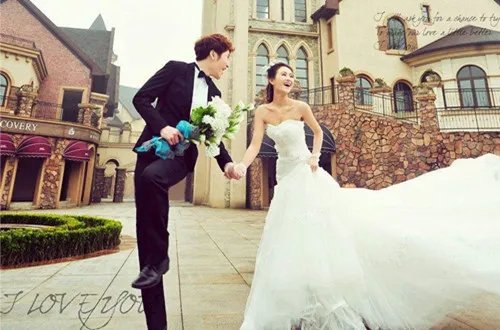 成都婚纱工作室推荐 选婚纱摄影有什么技巧