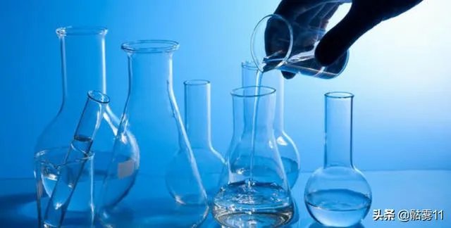 胶头滴管的使用方法？