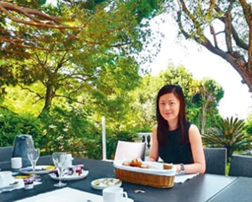 曾经的辩论明星你还记得吗？ 姜丰离婚也传得沸沸扬扬