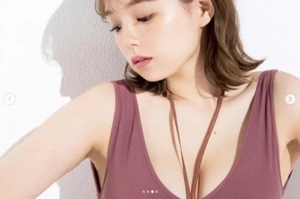 性感倍增！日本头灯女星篠崎爱重返美图：体香四溢！