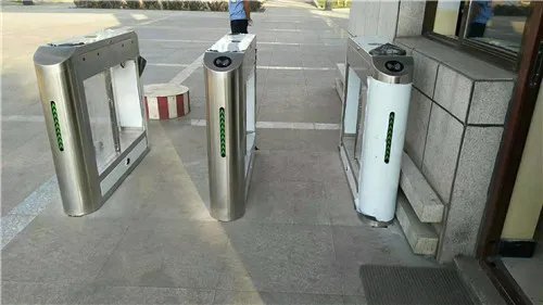 小区刷脸门禁有什么弊端