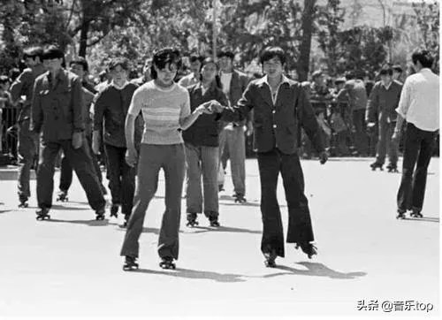 以前溜冰场放的歌