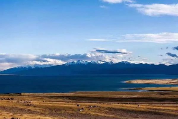 自驾游去西藏好不好？