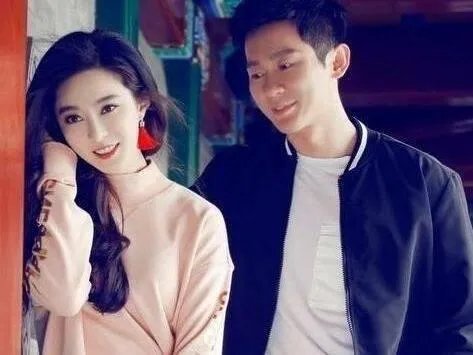 李晨曾经交过几个女友？