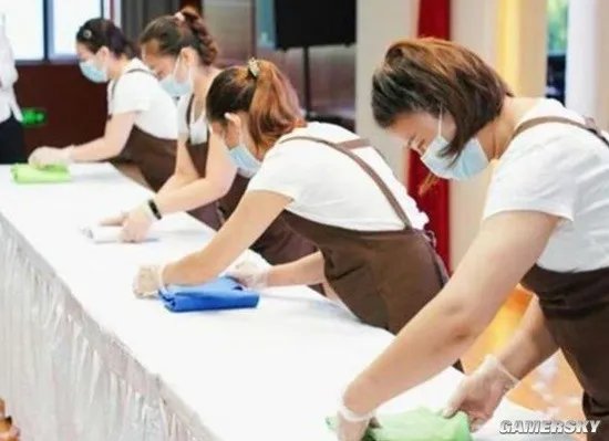 保姆一路考证升学工资从5000涨到2万 考取各种职业资格证