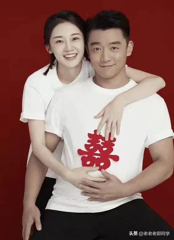 郑凯和苗苗官宣结婚了?你们怎么看?