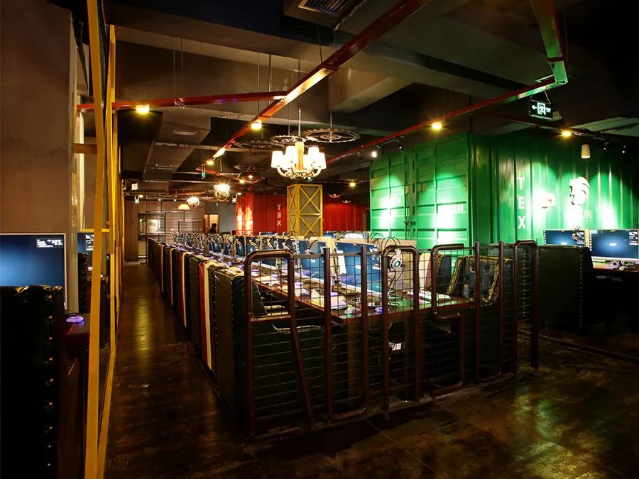 佰乐网咖——刚柔相济的怀旧体验