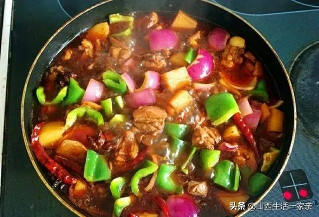 大盘鸡的做法，大盘鸡怎么做好吃，大盘鸡的家常？