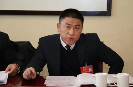 镇委书记的任命权在