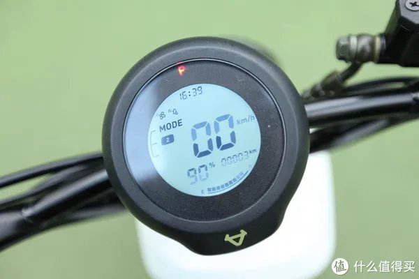 评测 篇一：新国标电动自行车实测，实力选手小牛电动US